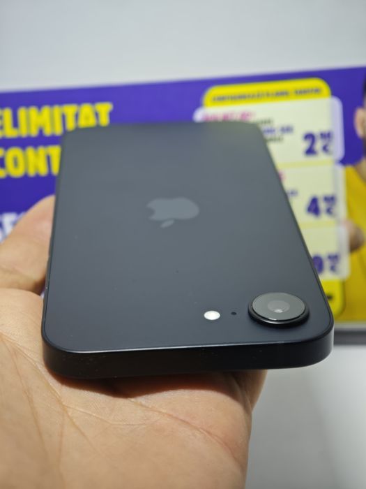 iPhone 16 E 128 Gb Esim 
Oferim Garanție pentru toate produsele comerc