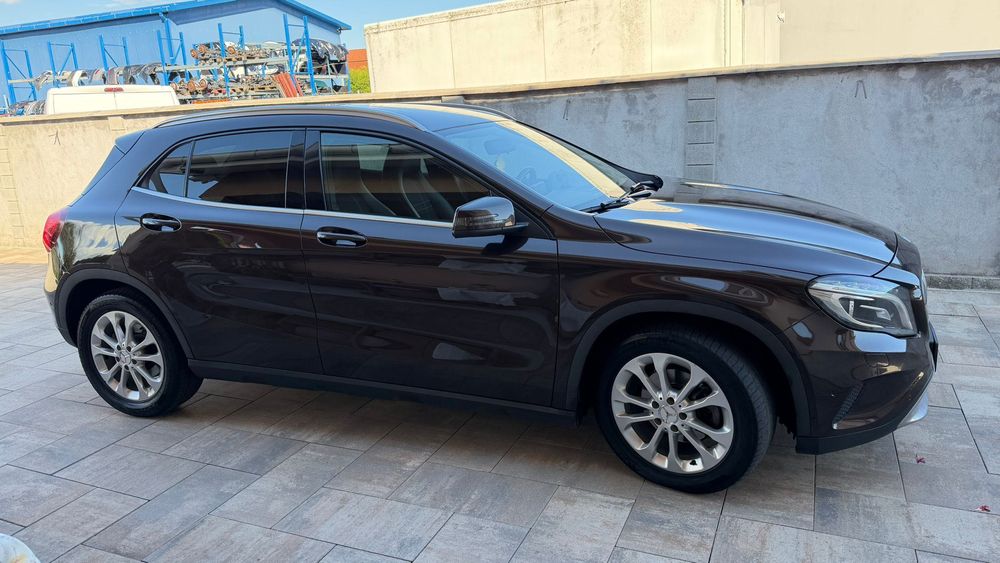 Mercedes-Benz GLA 200d