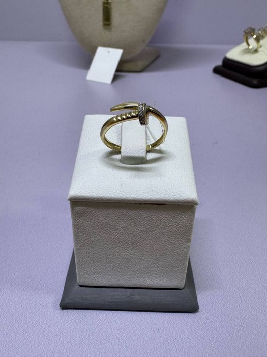 Кольцо гвоздик / СТ32632