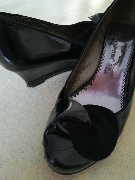 Туфли классика, лаковые,