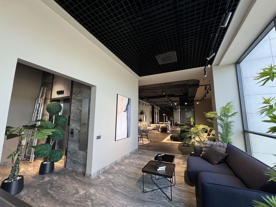 Сдаётся в аренду от собственника 556,3 м²
