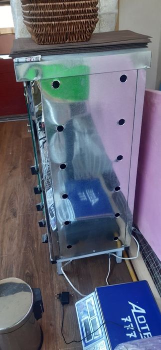 Grill aparat bor yangi tokda gazda ham ishlaydi 3 etajli