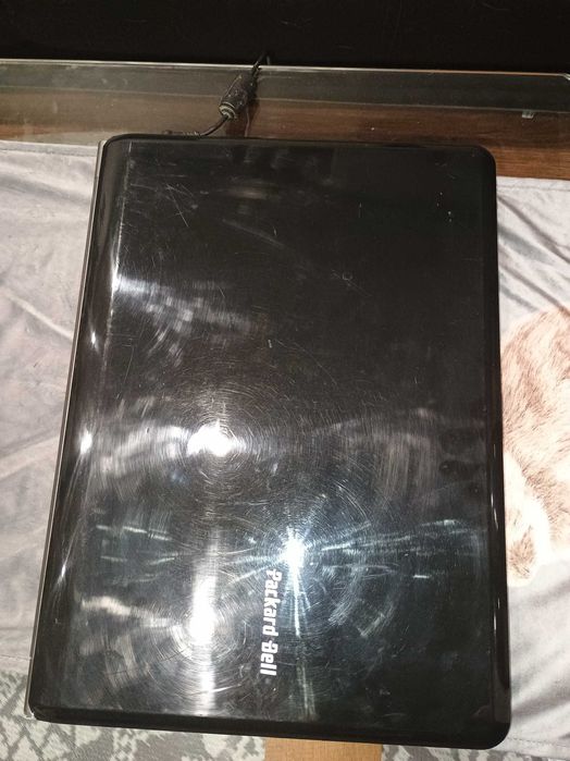 Packard Bell 17 инча