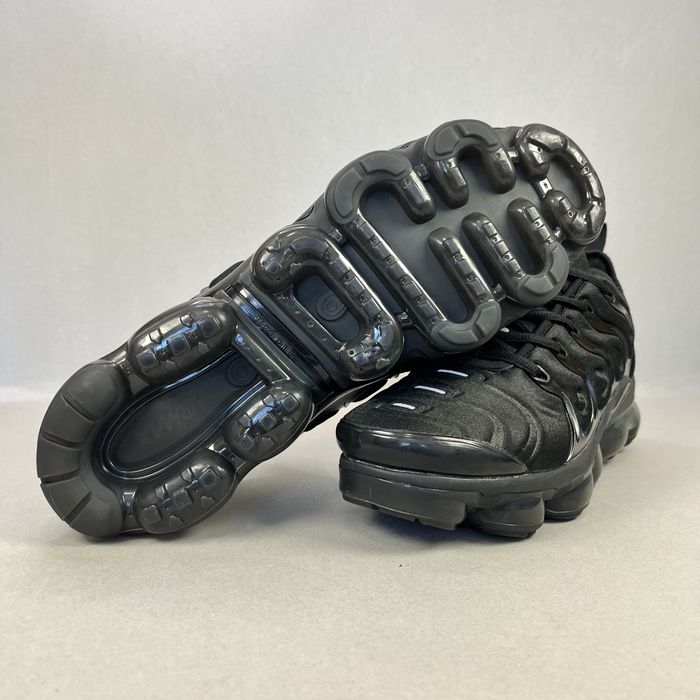 Nike Vapormax Plus "Triple Black"! НОВИ!