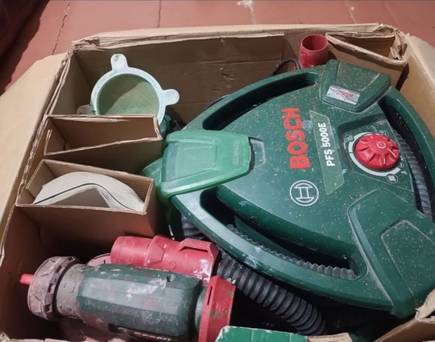 Краскопульт Bosch PFS 3000E – мощный распылитель краски