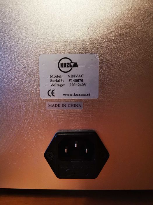 Машина для мойки винила KUZMA