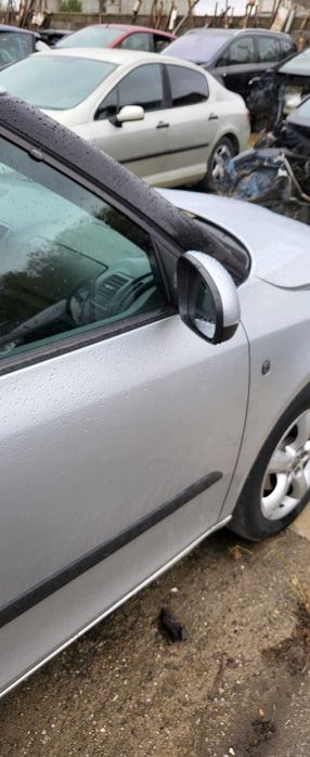 Oglinda stanga/dreapta skoda fabia break 2013