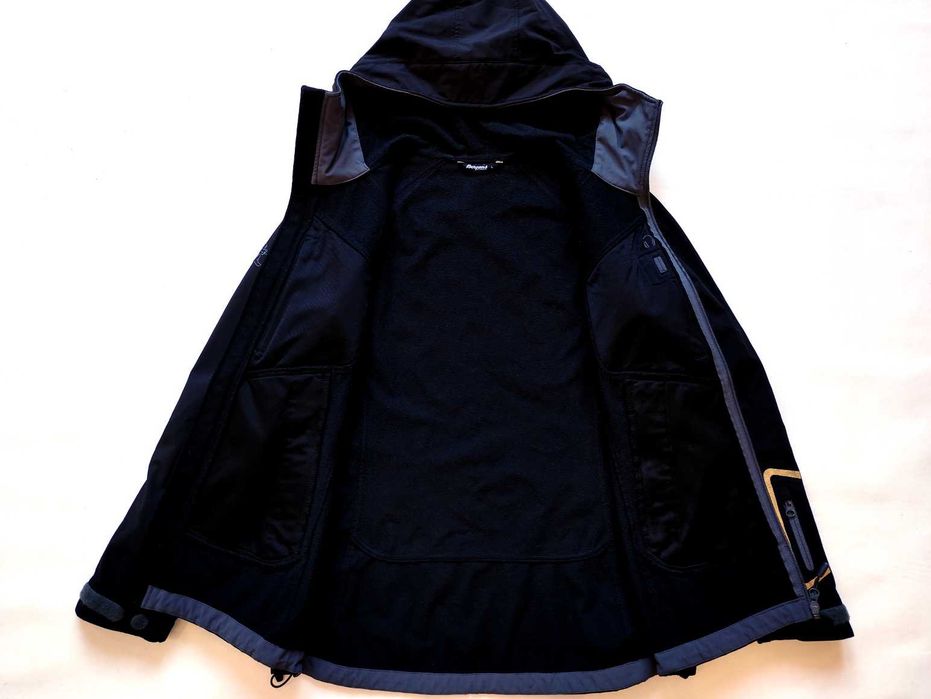 Bergans Stranda Jacket - M/L - softshell, windstopper, яке