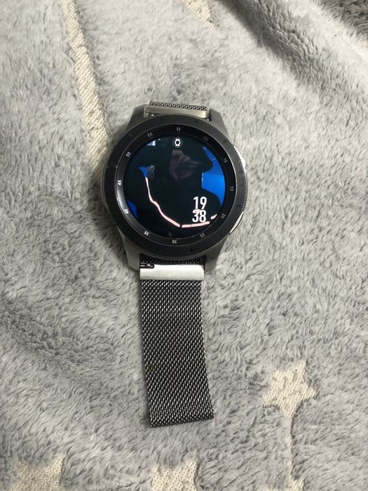 Продам Samsung sm-r800