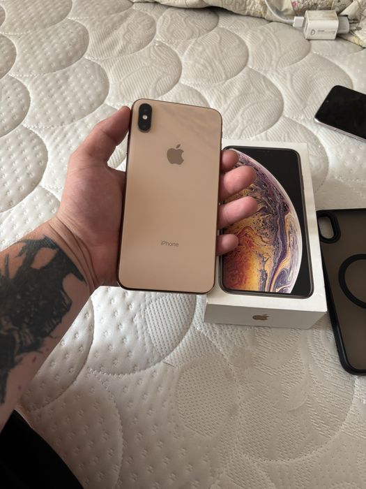 Продам Iphone в идеальном состоянии