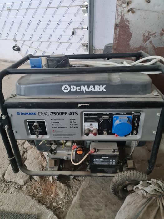 Генератор,220в DMG-750