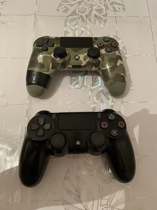 Продам PlayStation-4