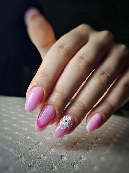 Unghii cu gel si oja semipermanenta