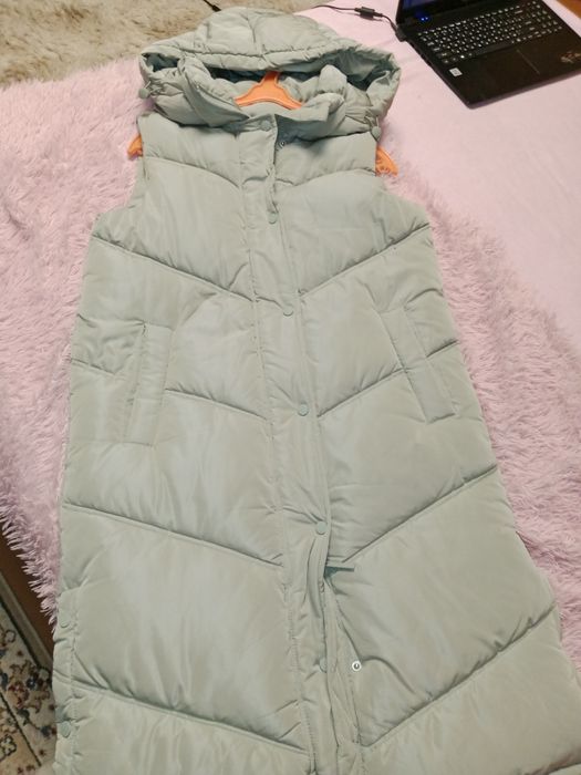 Жилетка теплая, удлиненная