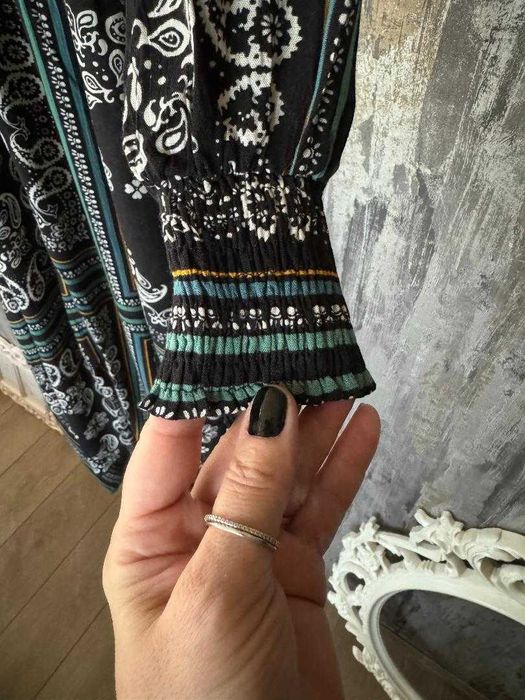 Rochie cu maneci lungi NOUA_marime S_Stradivarius