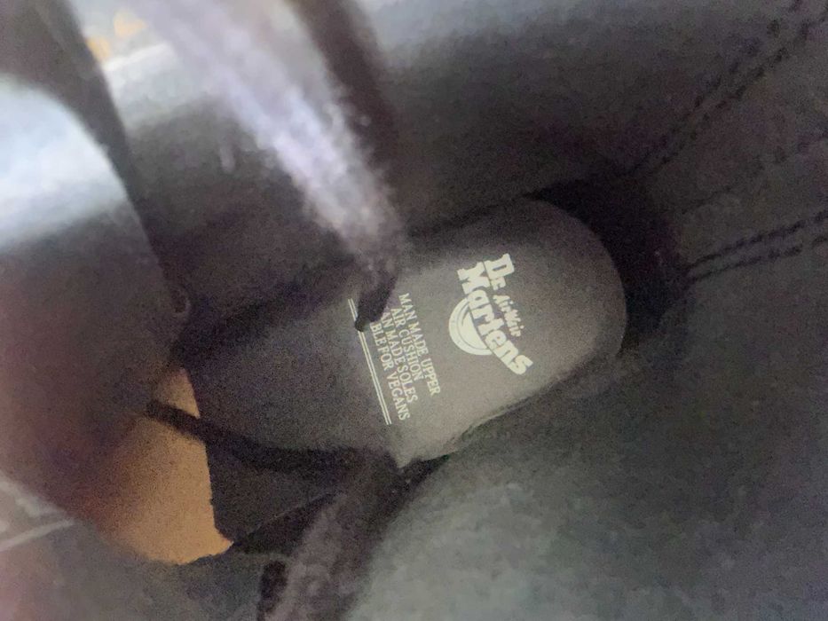 Dr Martens 14045 Black Vegan Leather Black''оригинални боти 38 номер