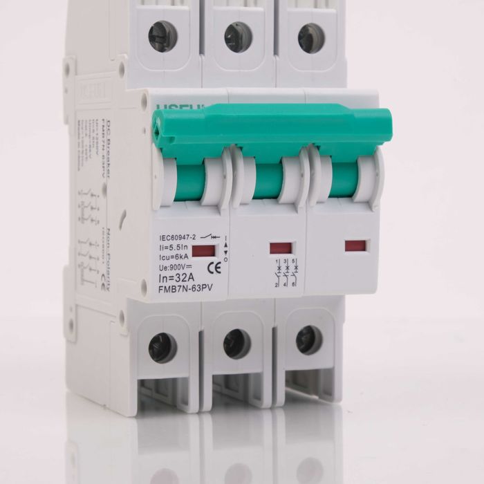 DC предпазител за соларни системи 600-1200V/16A,20A,25А32A,40A,50A,63А