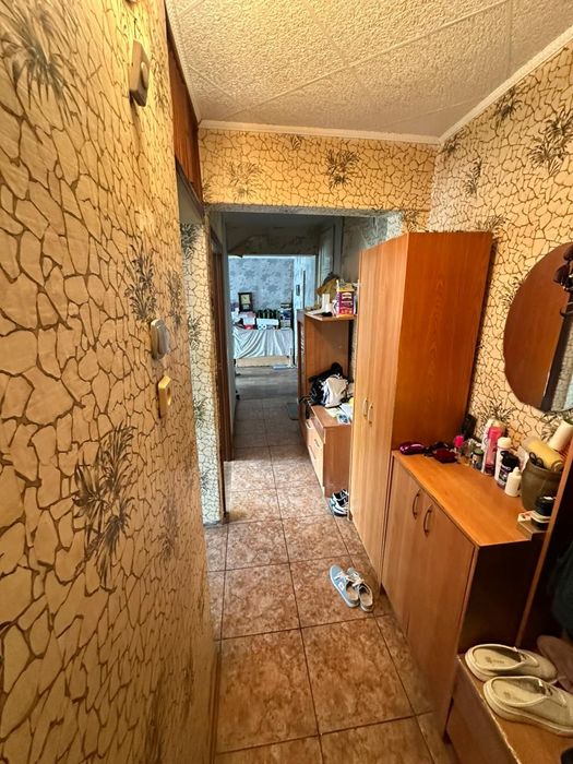 Продам квартиру 3х. Комнатную