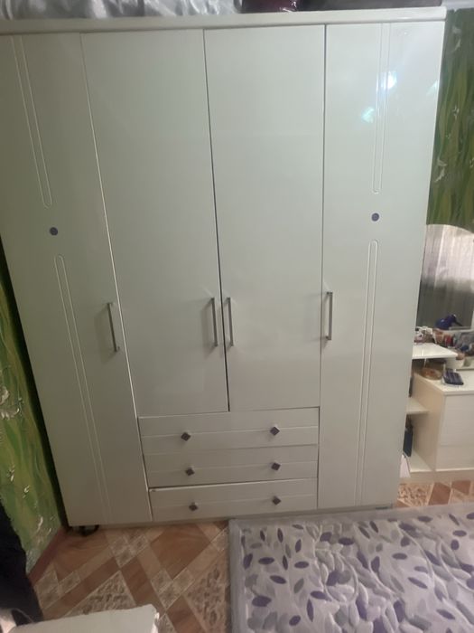 Шкаф , тумба, трюмо