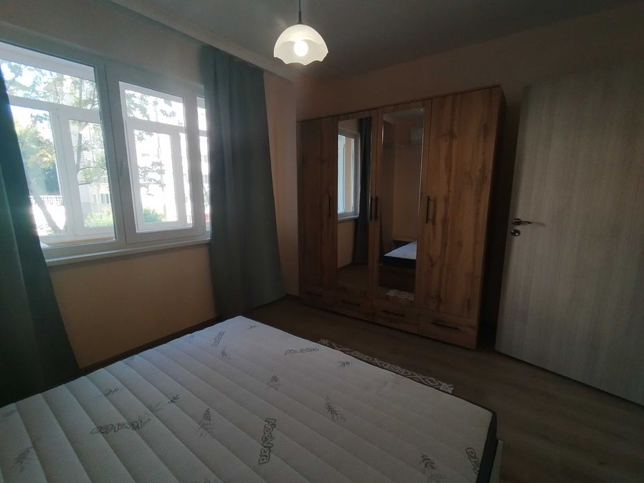 Дава се под наем Тристаен апартамент в Стара Загора, Център - 75 кв.м за 408 € - Снимка #7