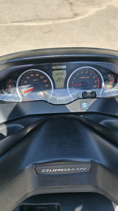 Suzuki Burgman K7 AN400