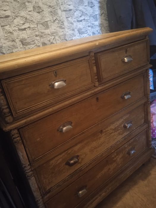 Комод деревянный