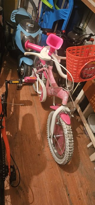 Bicicleta copii 4 - 7 ani