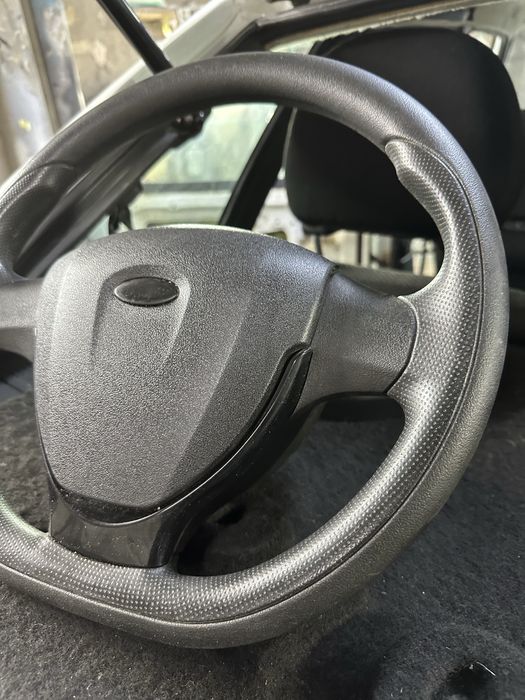 Продам руль на *приора, 2114*