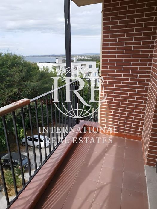 Продава се Двустаен апартамент в Варна, Погреби - 70 кв.м за 1843 €/кв.м - Снимка #1