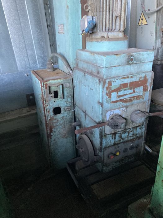 Сверлильный станок 2н135