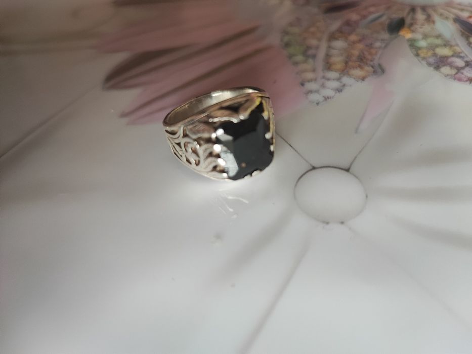 Срочно продам серебро очень дёшево