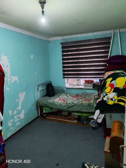 Карши шахридан 3-этаж, 3 хоналик