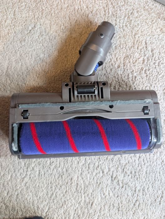 Cap de aspirare nou Soft Roller pentru Dyson V8 FluffyCompatibil cu modelele de aspiratoare verticale fără fir Dyson V7, V8, V10 şi V11.

Acest acceso