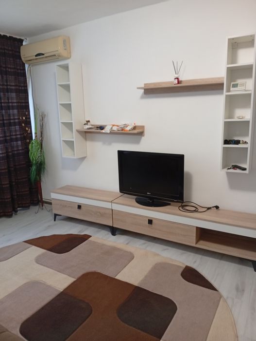 Închiriez apartament  2 camere,Cart: Craiovita