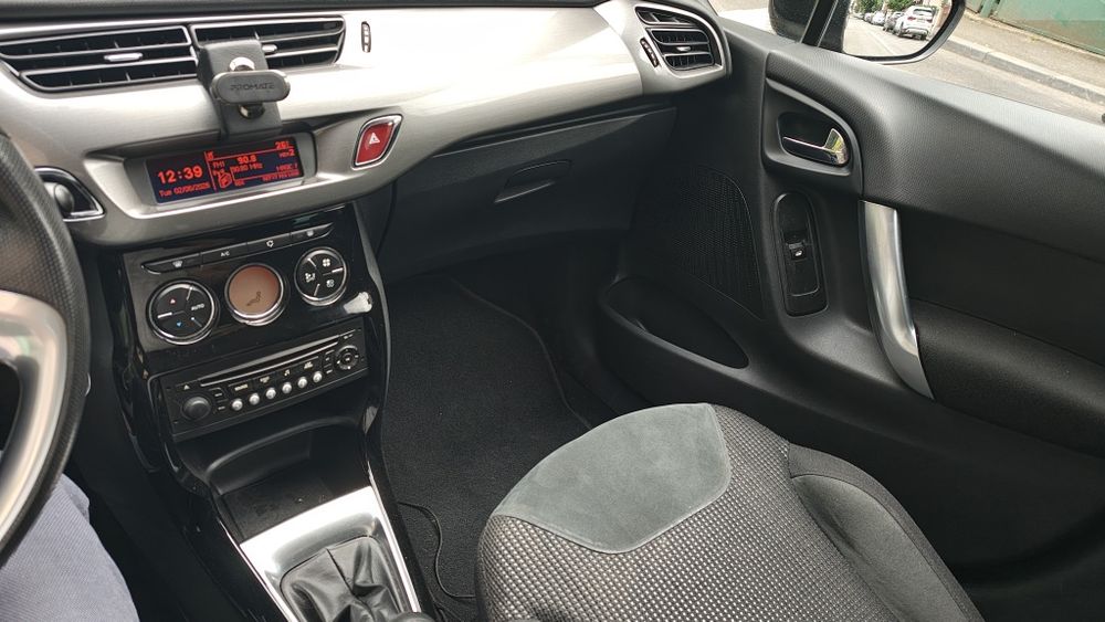Citroen C3 1.4 VTi • Exclusive • 2010 • 150.000 km • Intretinut exemplar