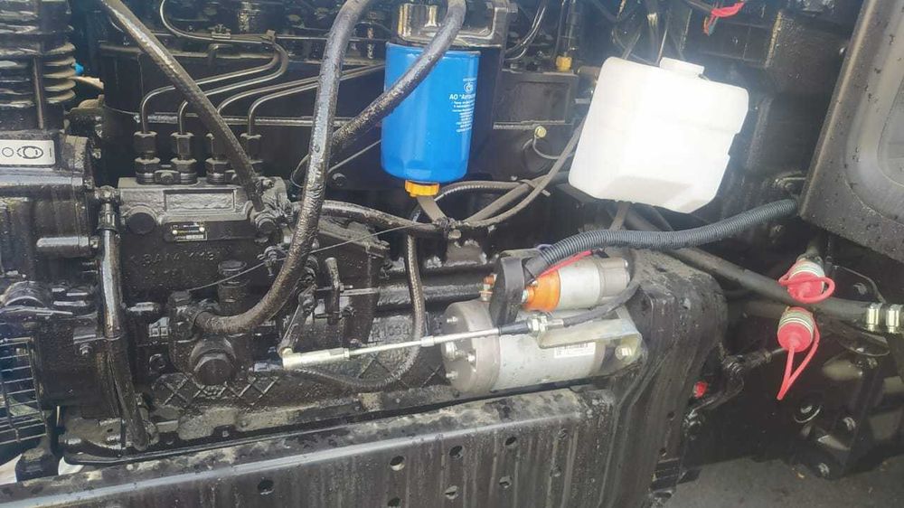 Трактор Беларус-892