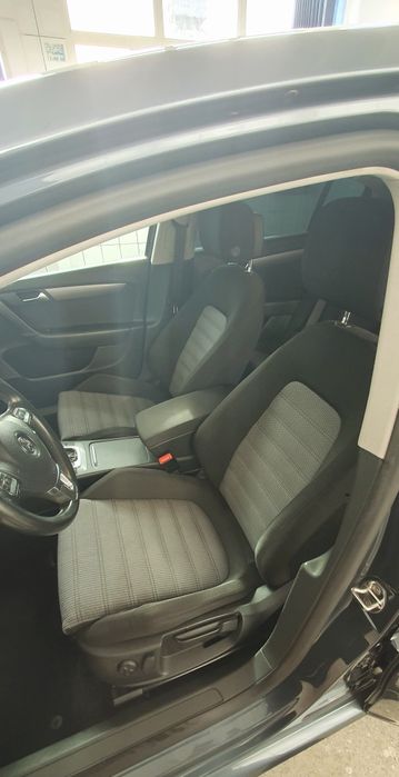 Volkswagen Passat b7