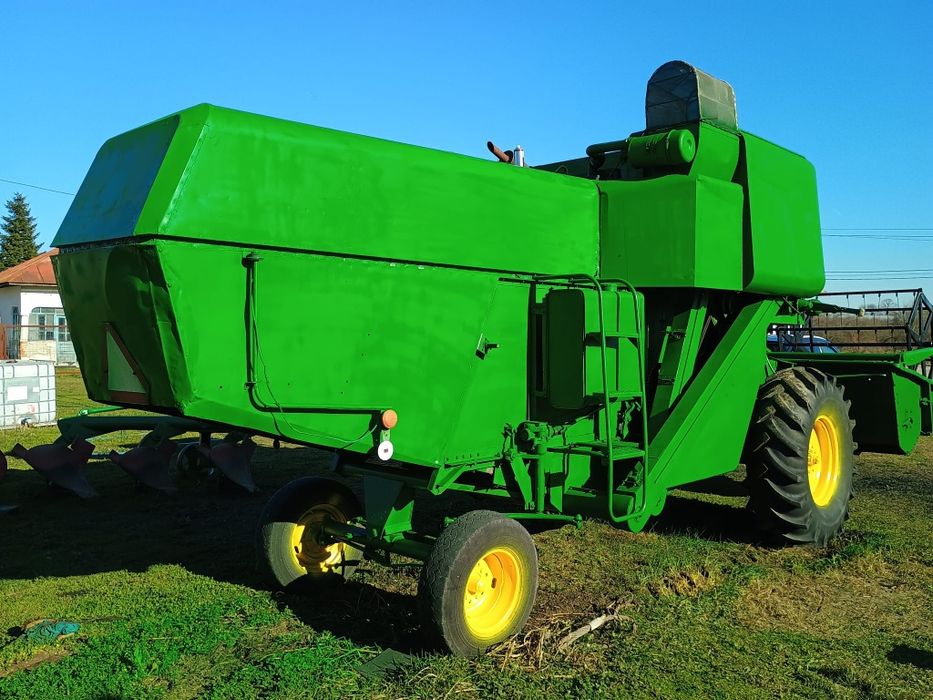 Combina John Deere 430