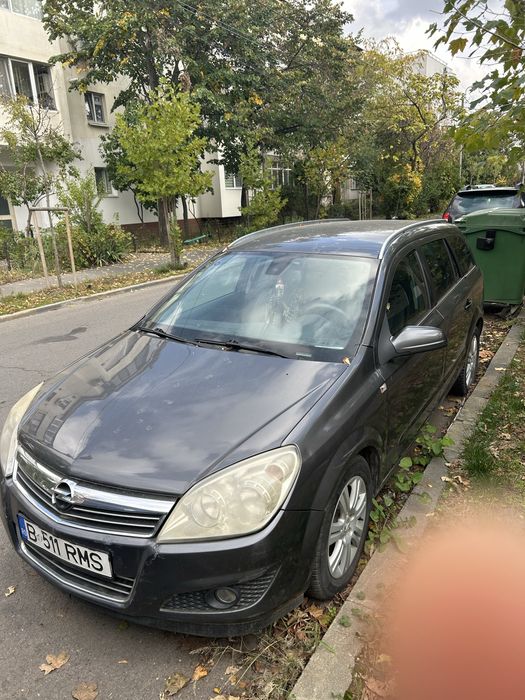 Vanzare opel astra h 2009