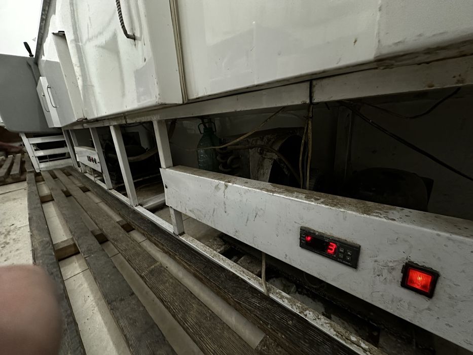 Холодильная витрина