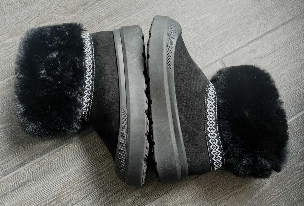 Топли дамски зимни боти