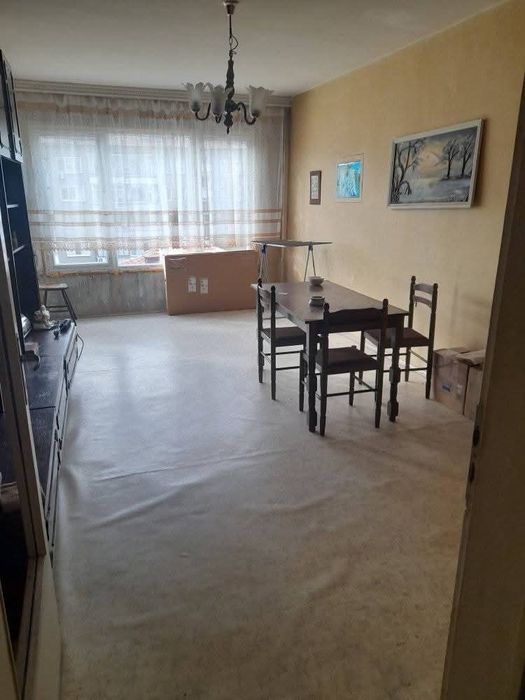Продавам  3-стаен апартамент