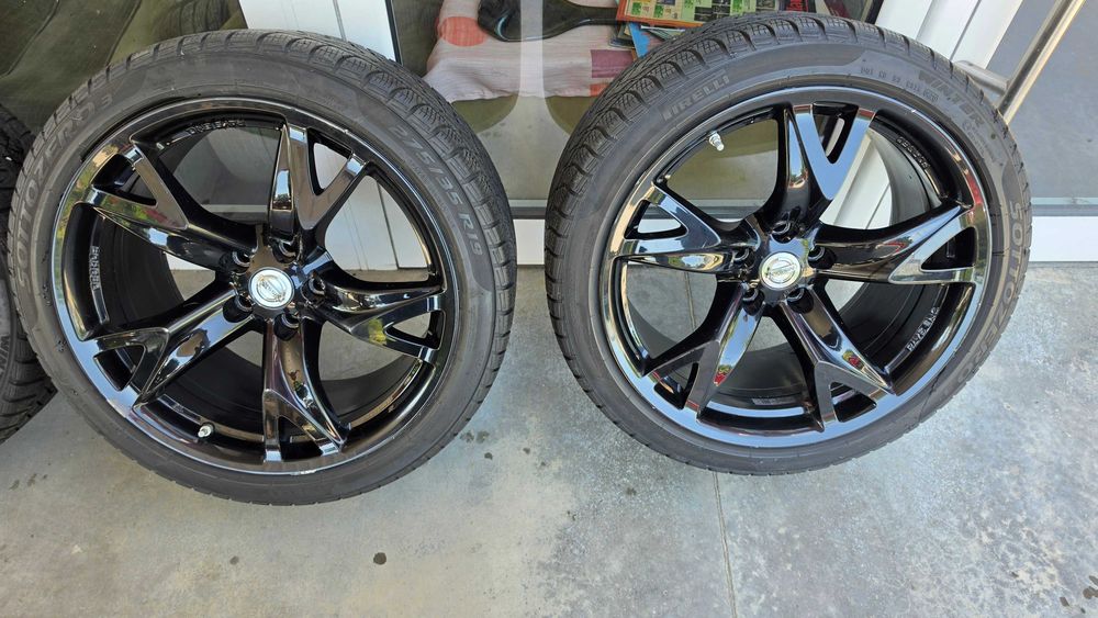 Оригинални джанти с гуми 19" за Nissan 370z