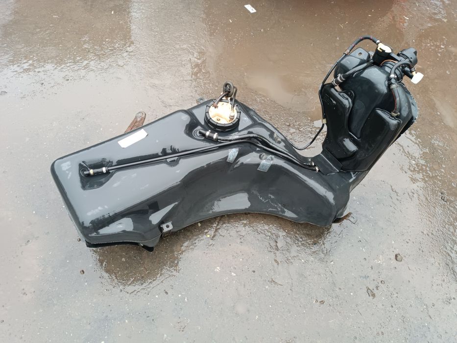 Бензобак Ауди 80