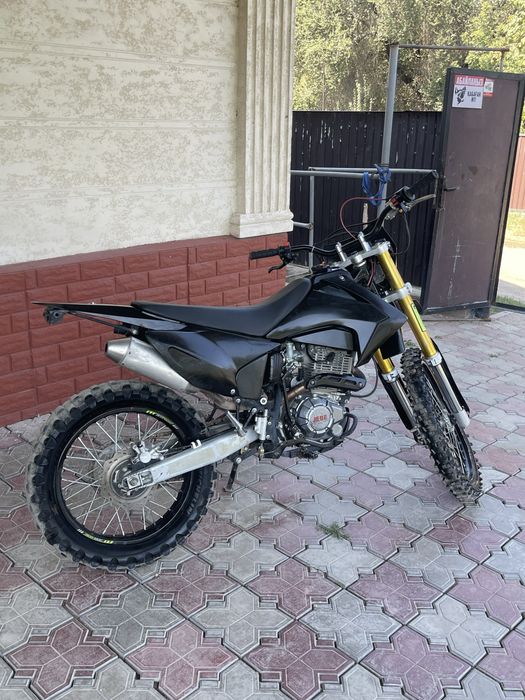 Мотоцикл эндуро jebe 250