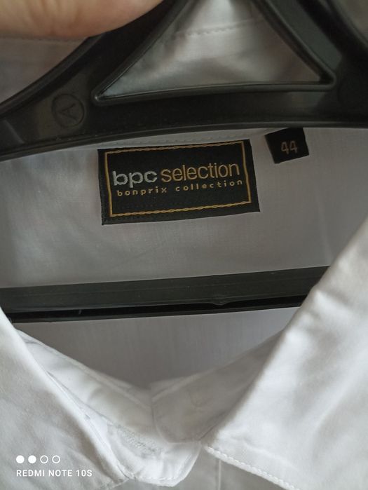 Продам рубашку белую на 52