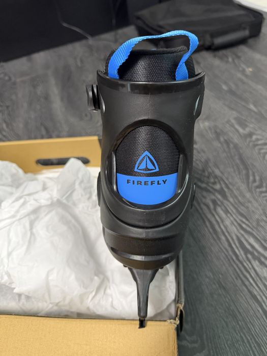 Patine gheata Firefly