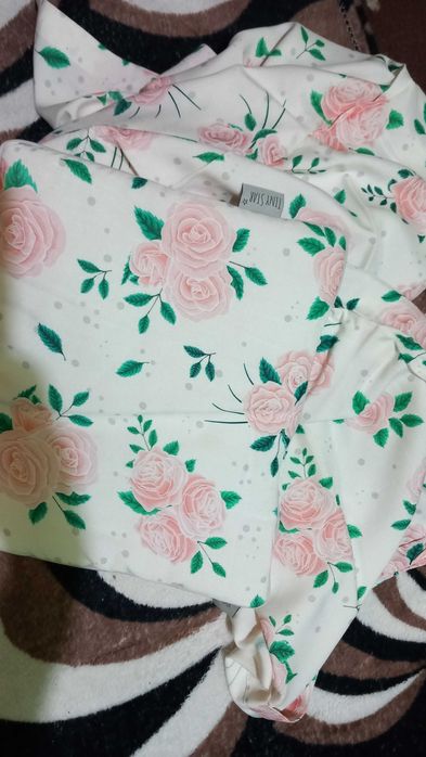 Set cearsaf si pernuta bebelusi