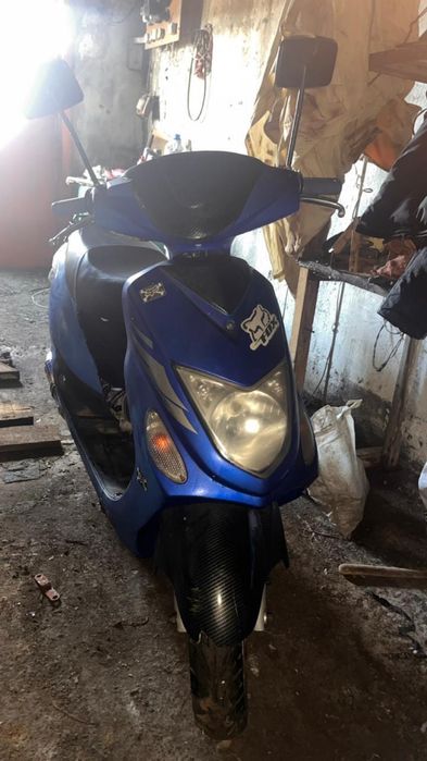Продам скутер 90куб
