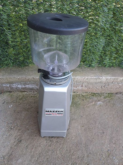 Професионална Кафемелчка MAHLKONIG